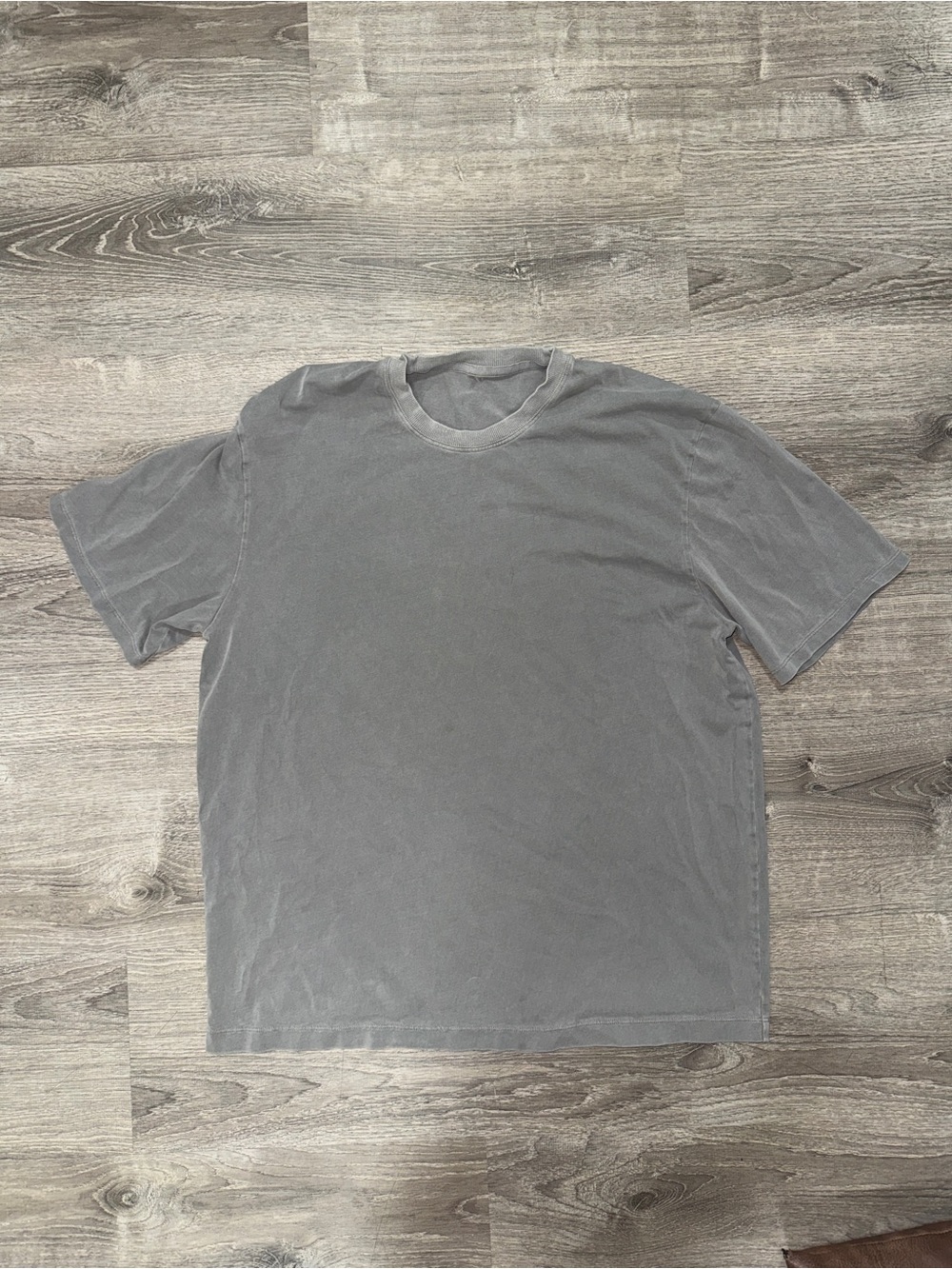 lululemon athletica Men's Crew Neck Tee - Gray